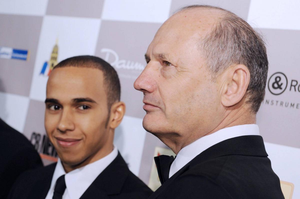 Hamiloton és Ron Dennis 2009-ben