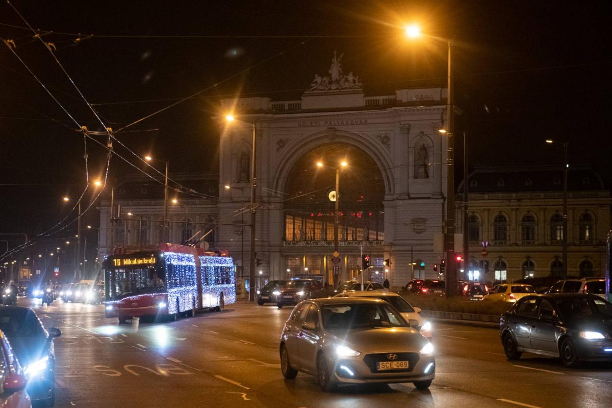 A pesti hálózat első, Király utcai vonalát 1949. december 21-én nyitották meg