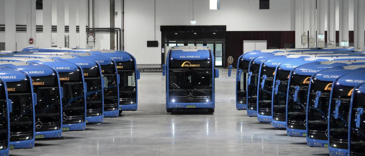 A Volánbusz Zrt. 102 elektromos autóbusza idén május végéig 8,86 millió kilométert futott összesen, átlagéletkoruk mindössze 1,87 év