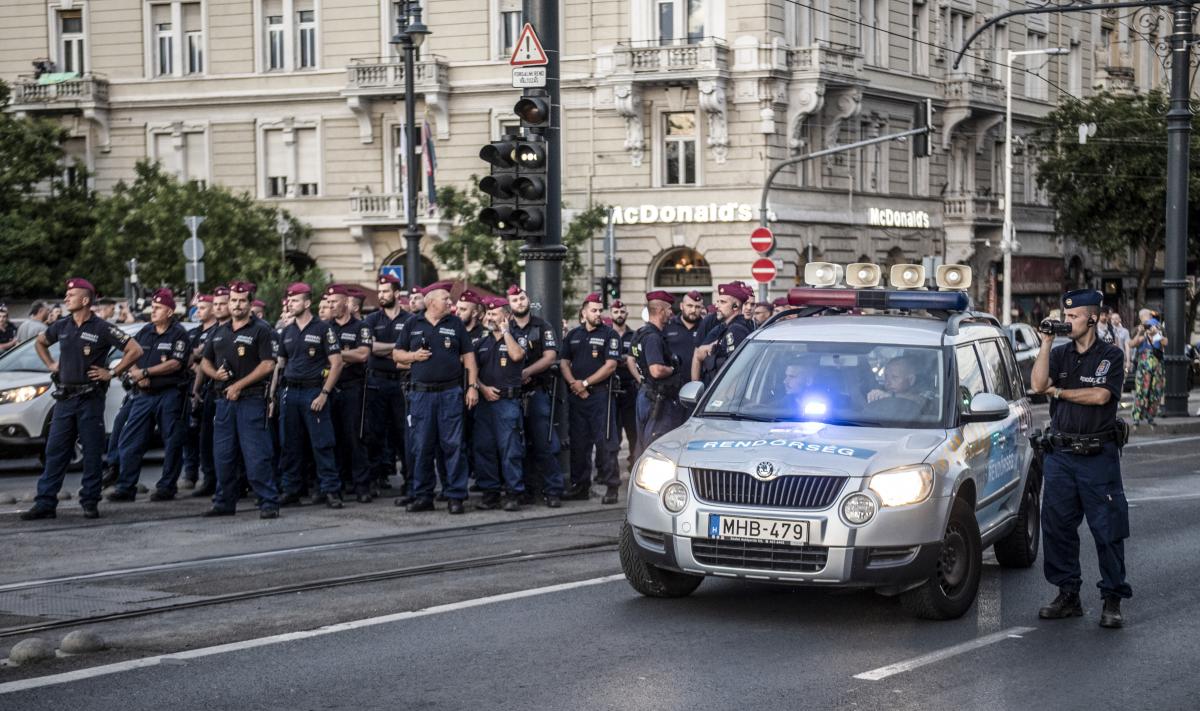  Jelenleg a készenléti rendőrségnek van a legtöbb ki nem fizetett számlája