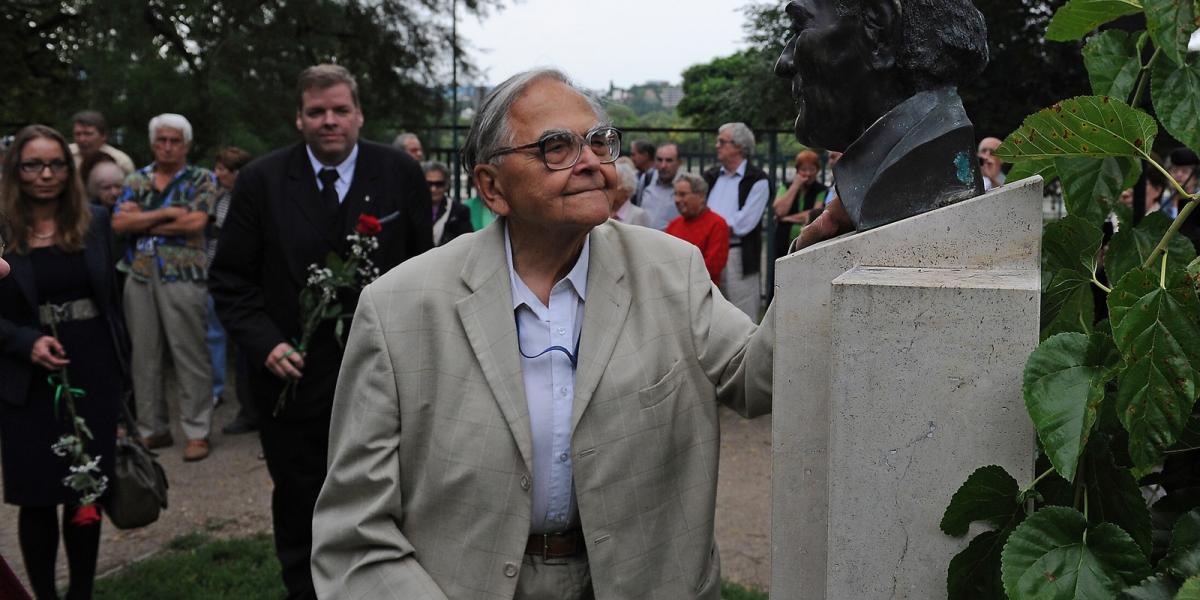 Mécs Imre is részt vett Fejtő Ferenc születésnapi megemlékezésén Budapesten, a Szent István parkban FOTÓ: VAJDA JÓZSEF