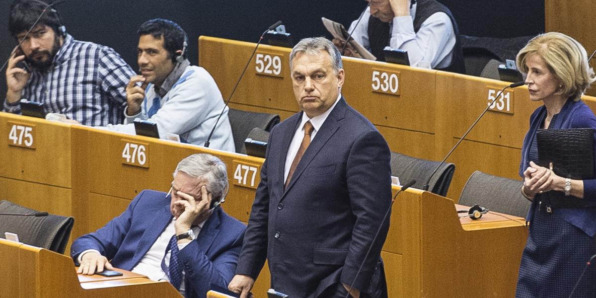 Orbán Viktor az Európai Parlamentben - illusztráció.