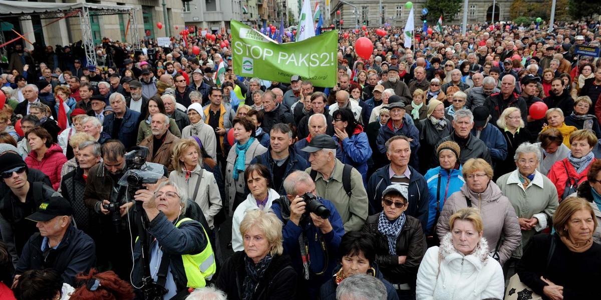 Összellenzéki tüntetés 2018. október 23-án a Bem József téren