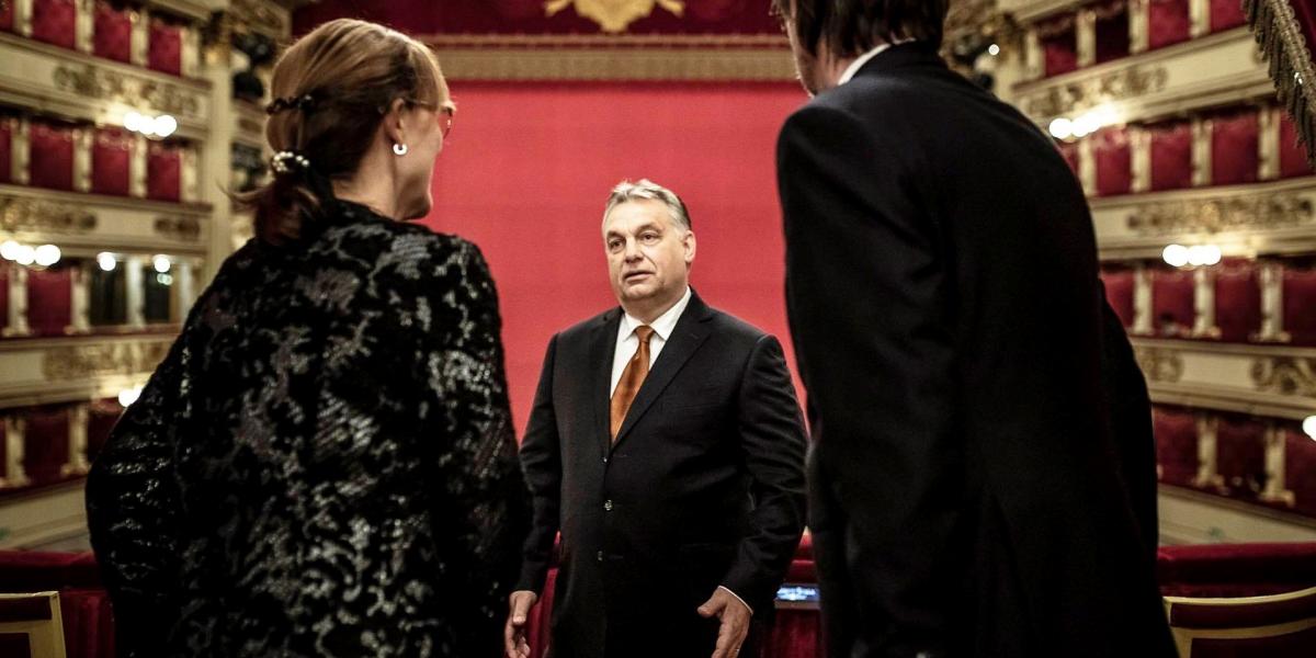 Orbán Viktor, Milánóban, a maga helyén