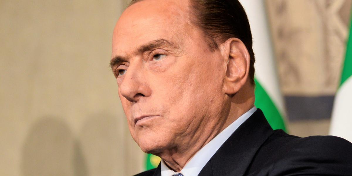 Silvio Berlusconi népszerűségének hanyatlásával pártja is elindult a lejtőn