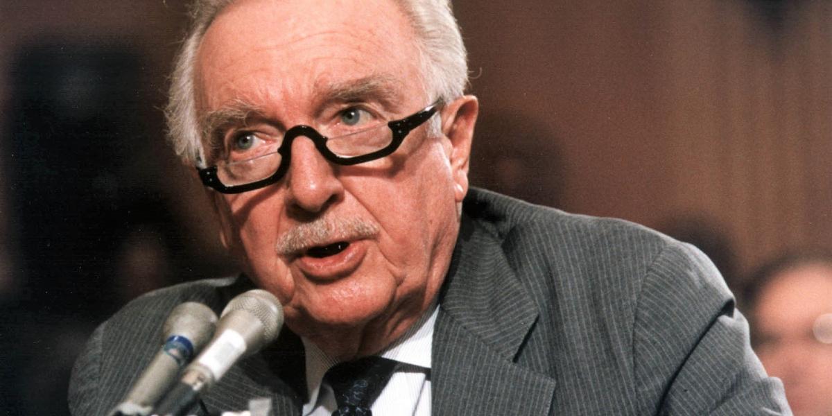 WALTER CRONKITE - „Amerika leghitelesebb emberének” tartották sokáig