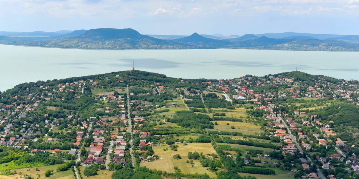 Természetesen a Balaton az egyik kiemelt turisztikai fejlesztési térség