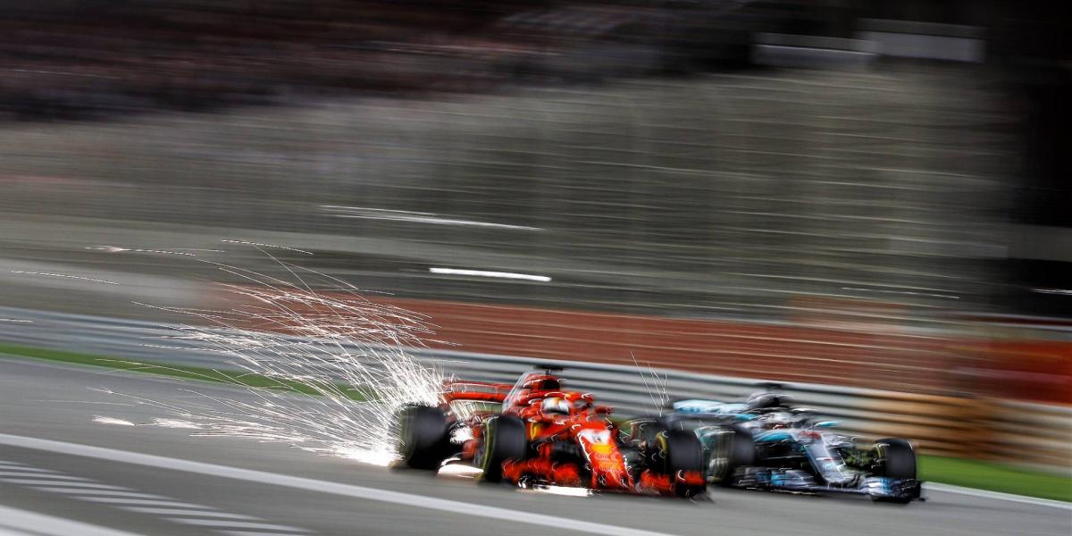 Tavaly Vettel győzött Bahreinben, a szezon végén azonban Hamilton ünnepelhetett