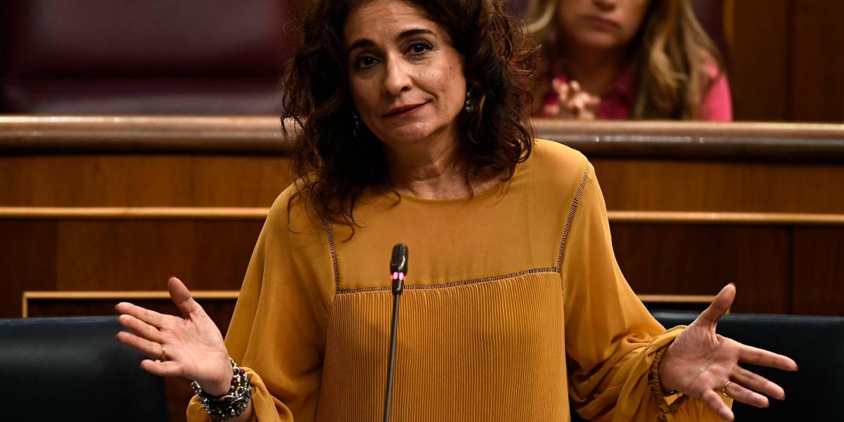 María Jesús Montero a spanyol parlamentben