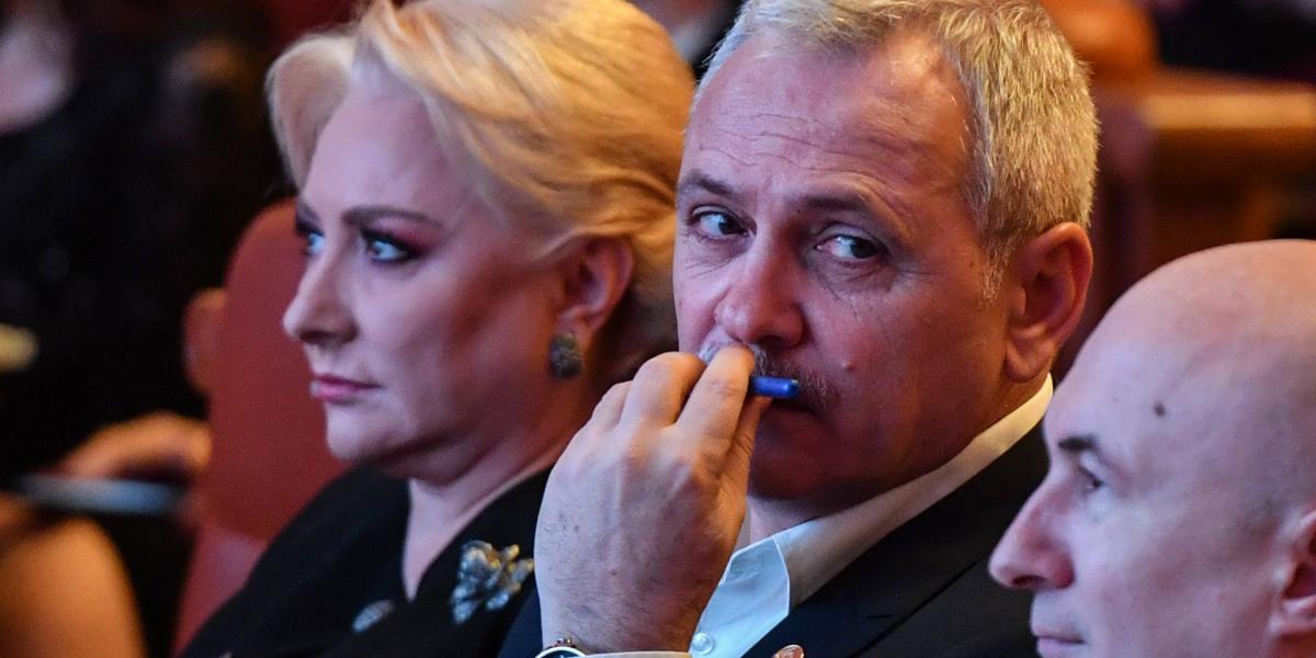 Liviu Dragnea (k) a  Szociáldemokrata Párt elnöke