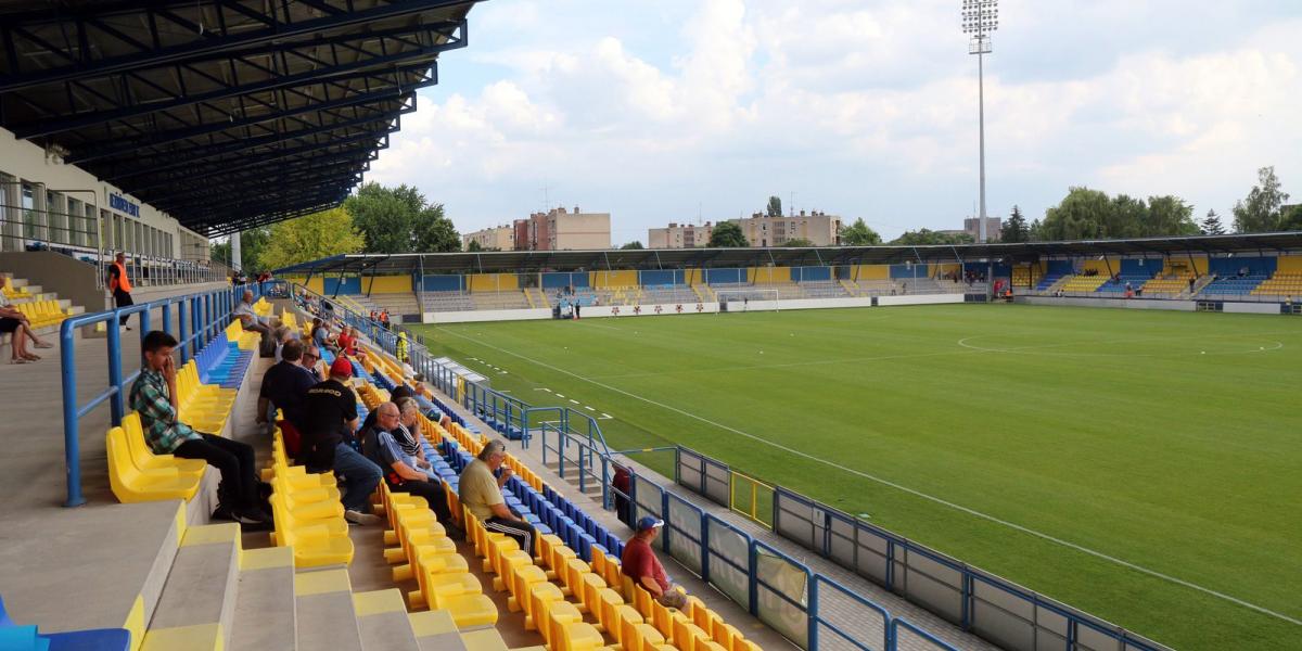 A mezőkövesdi stadion lelátója. Képünk illusztráció