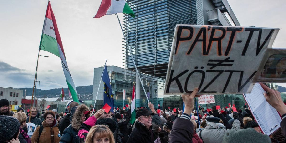 Van olyan kormányközeli érvelés, amely szerint a közmédia semlegesnek tekinthető