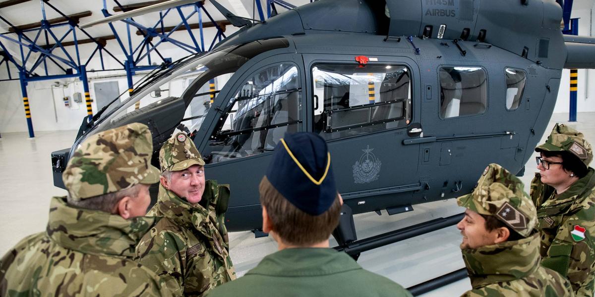 H145M helikopterek átadása 2019 decemberében.