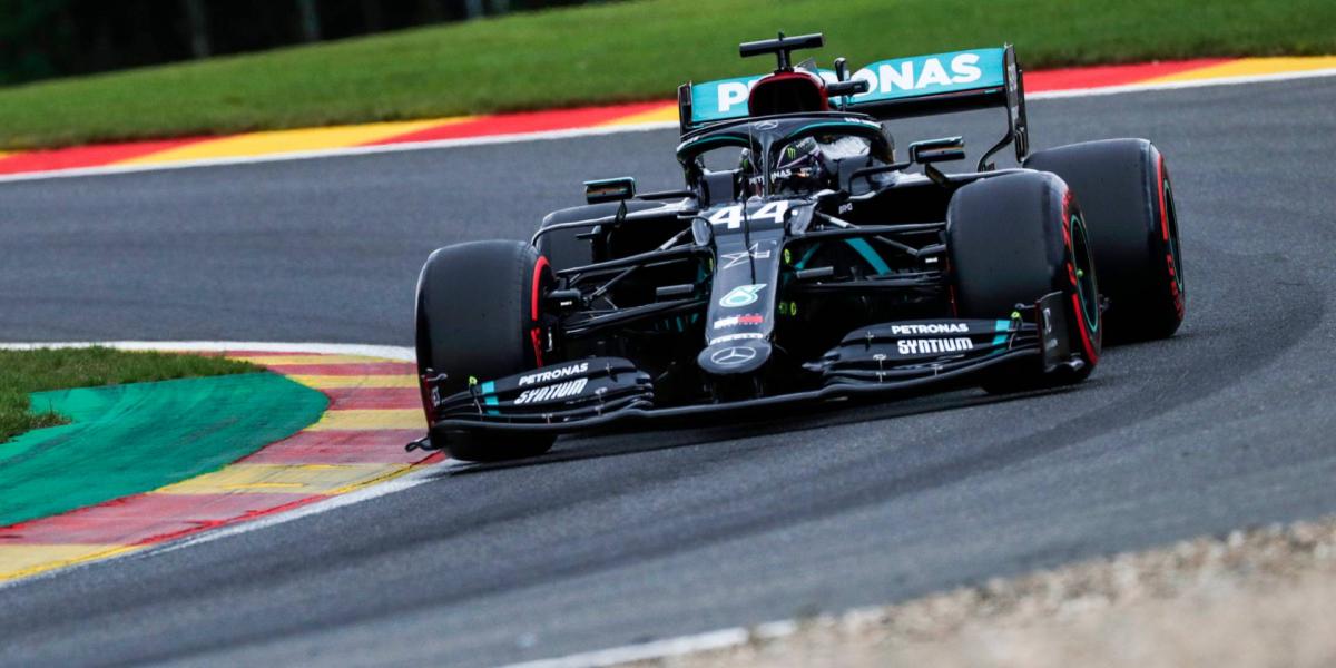 Lewis Hamilton a Belga Nagydíj időmérő edzésén