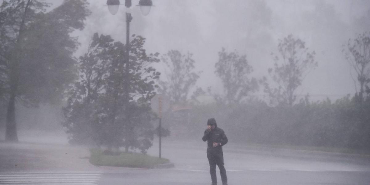 Egy újságíró a vihar kellős közepén tudósít Louisianából