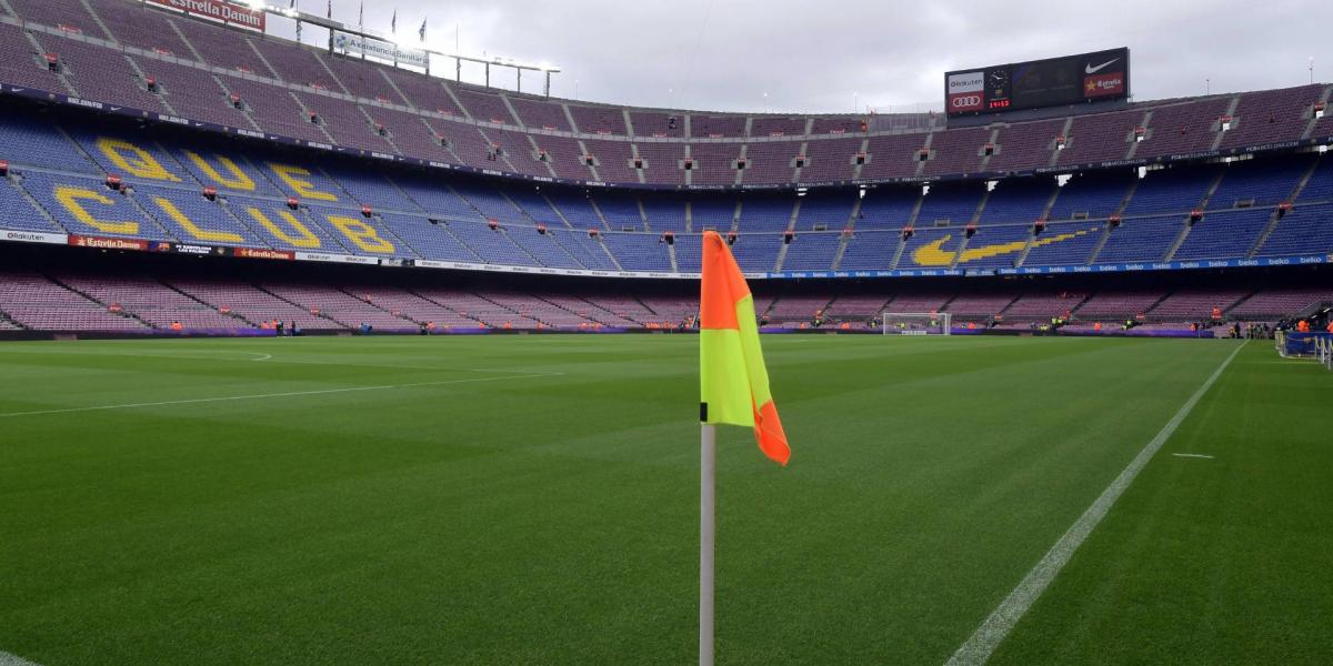 Október 20-án a Nou Camp üres lelátói fogadják majd a pályára lépő játékosokat