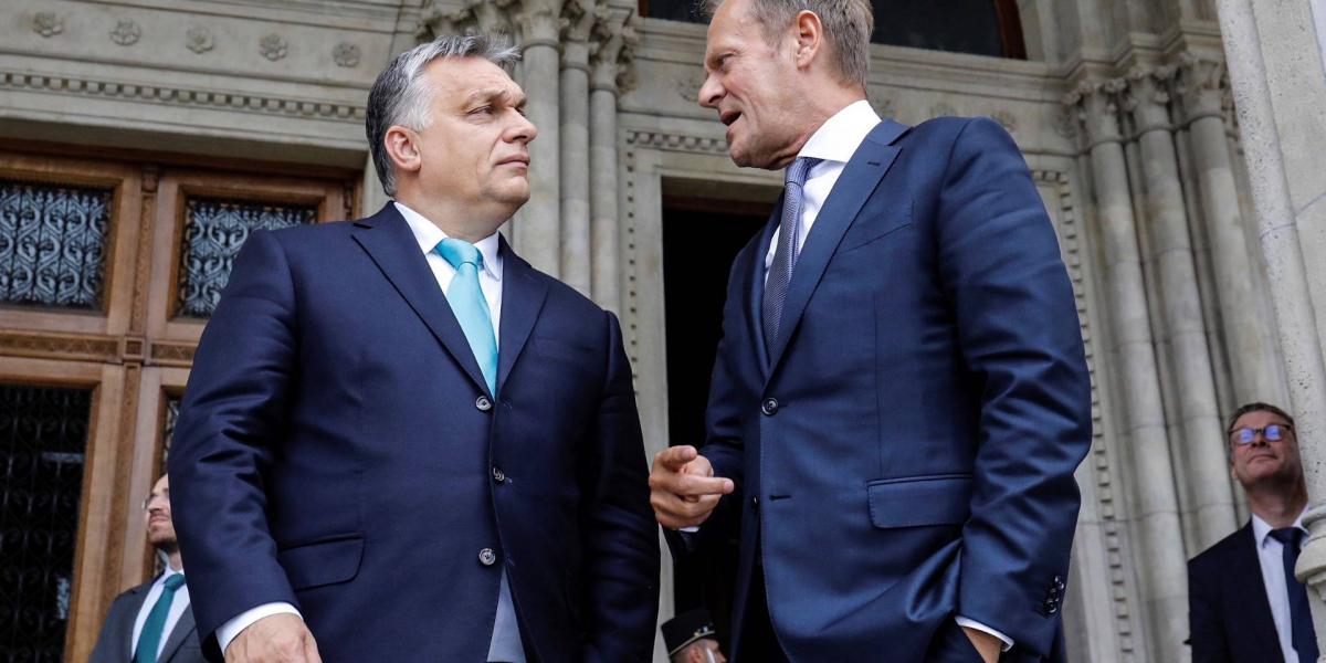 Feszültség Orbán Viktor és Donald Tusk között