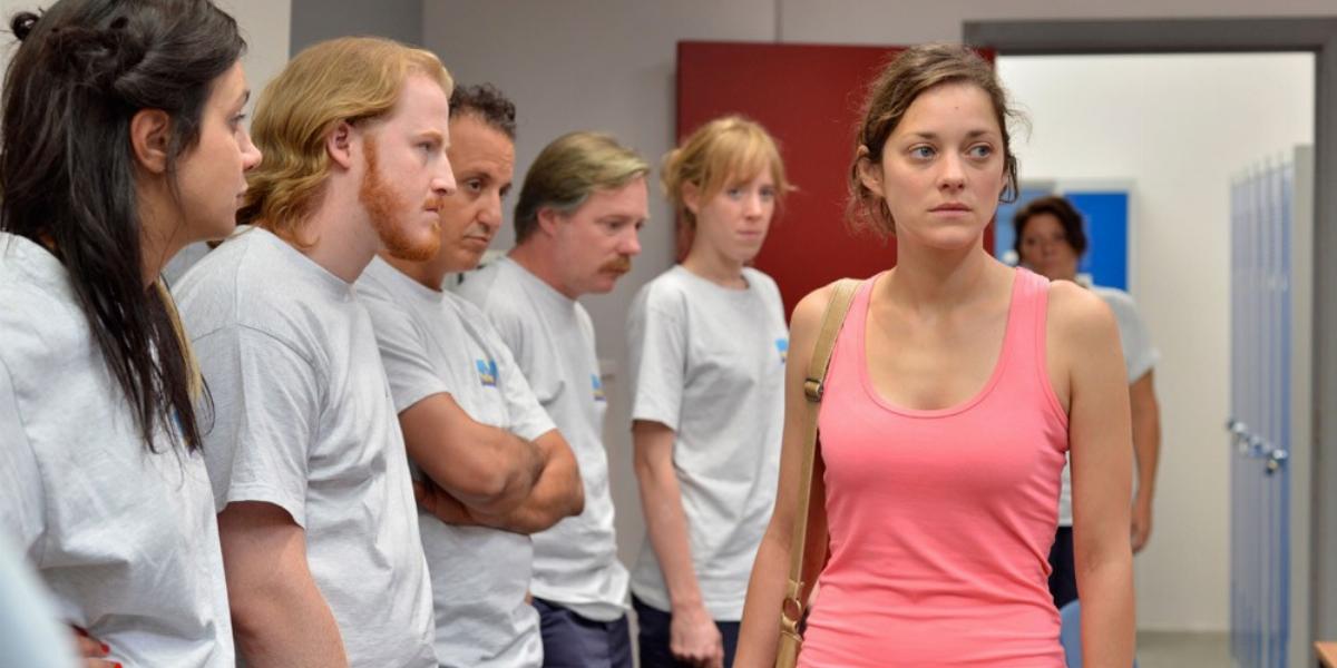 A Dardenne-testvérek ezúttal világsztárt választottak, filmjük főszerepét az Oscar-díjas Marion Cotillard játssza Forrás: Mozine