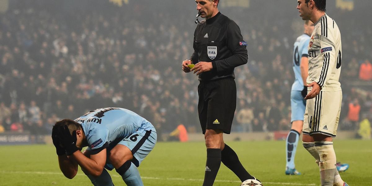 Sergio Aguero (Manchester City) nem értett egyet a neki adott sárga lappal FOTÓ: EUROPRESS/GETTY IMAGES/LAURENCE GRIFFITHS