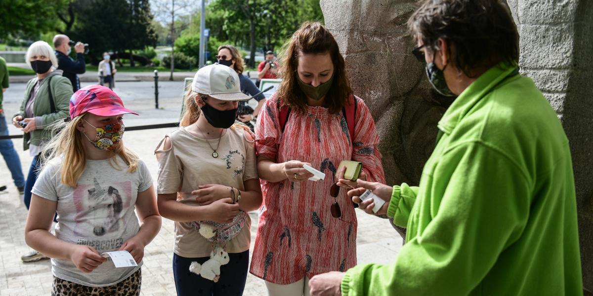 Járványügyi intézkedések, korlátozások idején még az állatkertek is csak védettségi igazolvánnyal látogathatók  