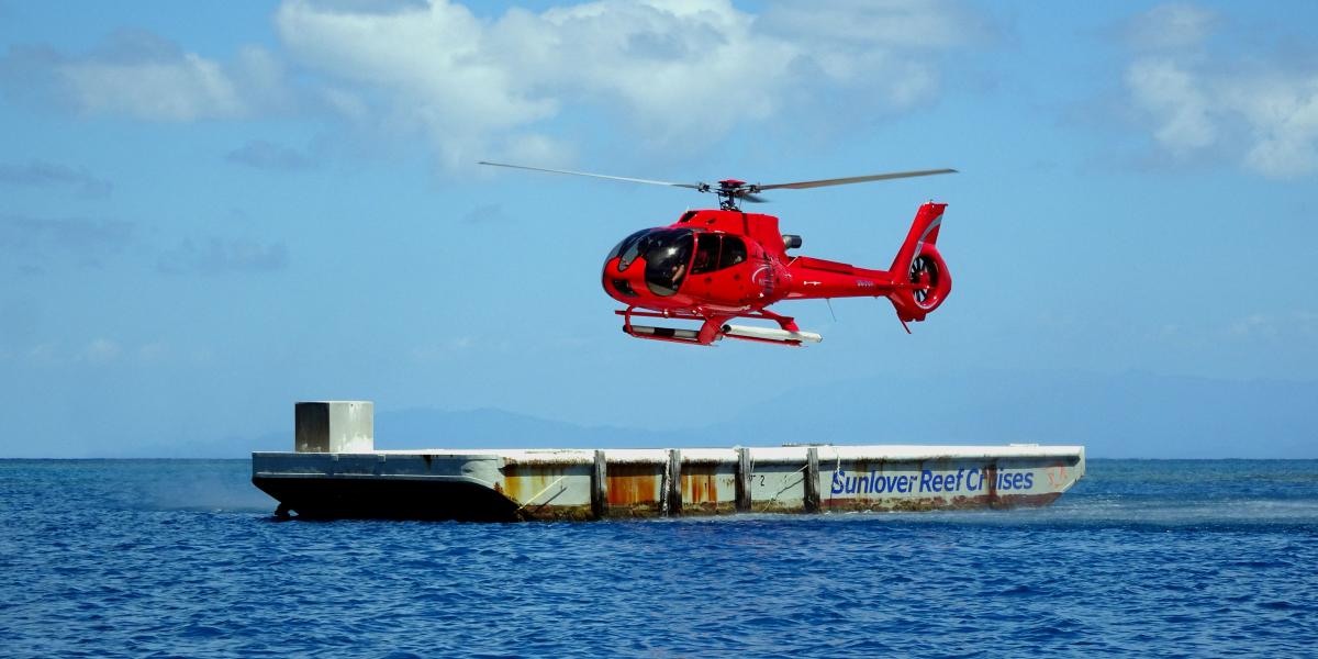 Helikopter a queenslandi Gold Coast partjainál 2018-ban