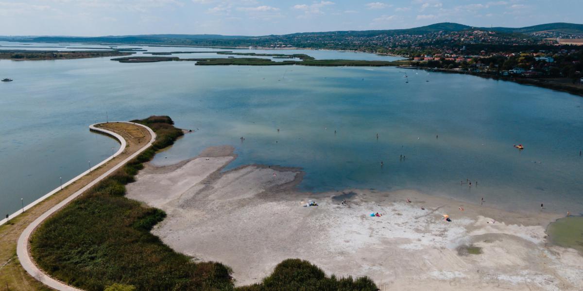 Így nézett ki tavaly nyáron a Velencei-tó