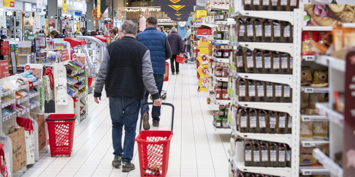 Kérdés, hogy miként lehet majd megkülönböztetni az elrendelt, valamint a vevőcsalogató akciózást