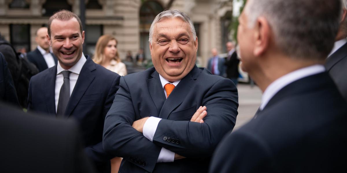 2022. május 2. Orbán Viktor a parlamenti alakuló ülés napján a Batthyány örökmécsesnél