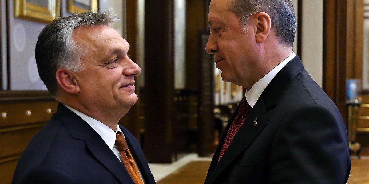 Orbán és Erdogan tavaly nyáron, Ankarában.