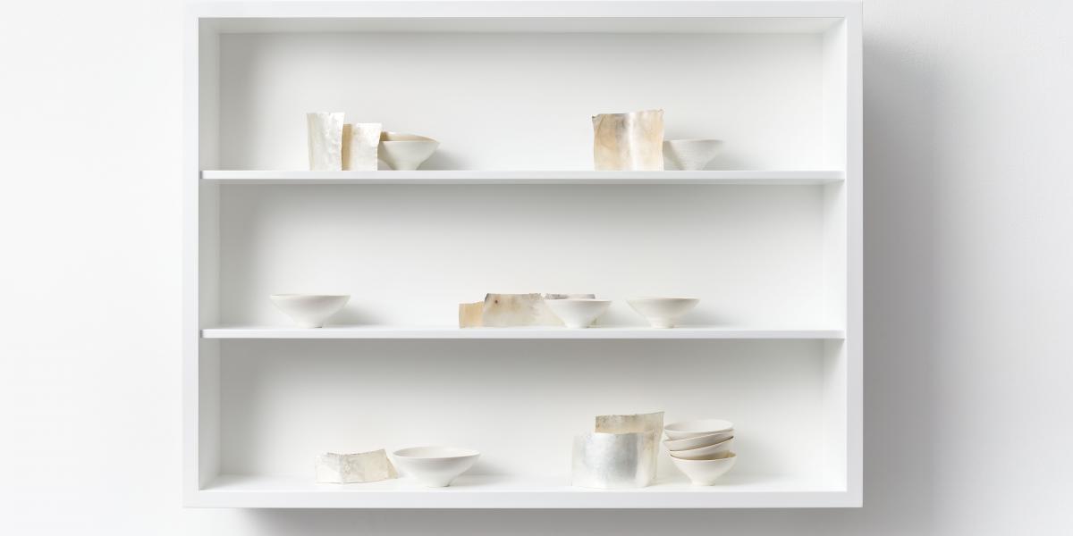 Az íróként is világhírű Edmund de Waal műve, a Five Stone Wind