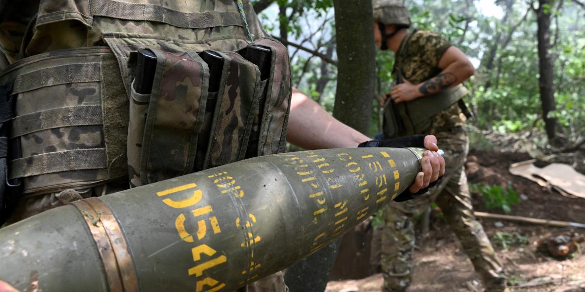 Ukrajna kora tavasszal jelezte, hogy vészesen fogynak a 155 mm-es kaliberű tüzérségi lövedékek