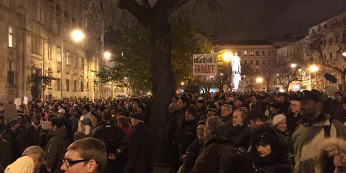 Forrás: 60ezren a MAGÁN nyugdíjukért/Facebook