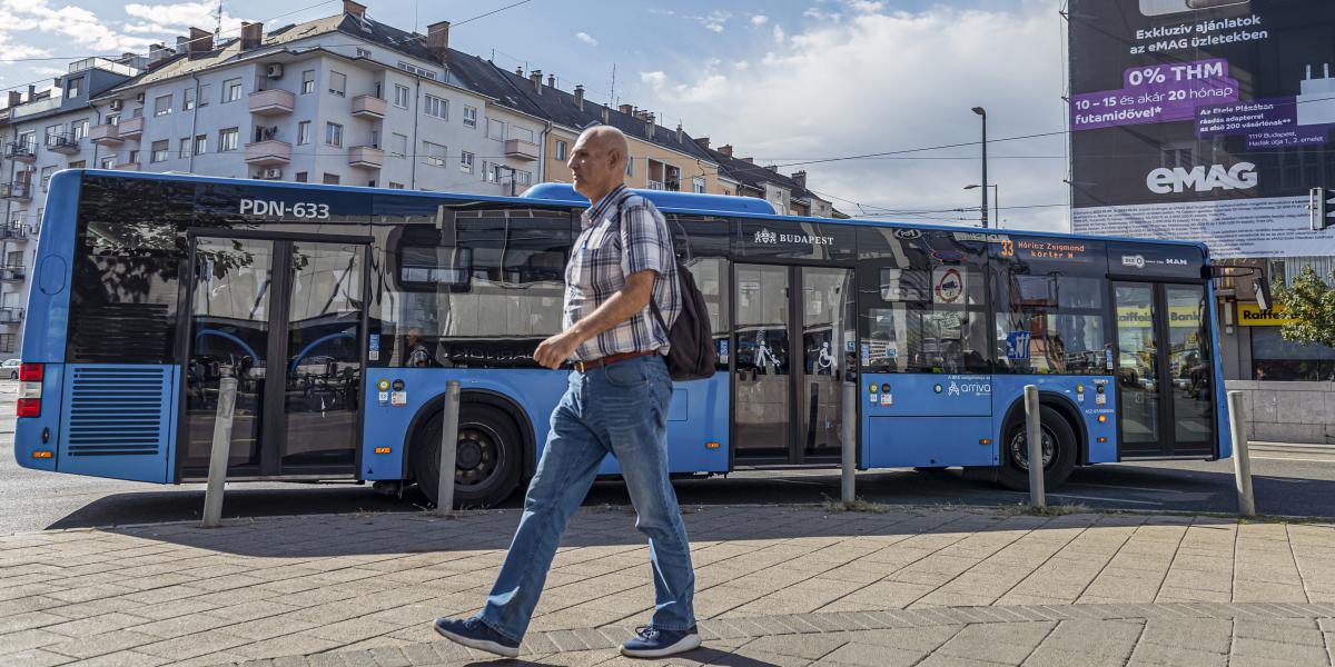 Az olcsóbb ázsiai munkaerő megjelenése nehéz helyzetbe hozhatja a szakszervezeteket a bértárgyalásokon