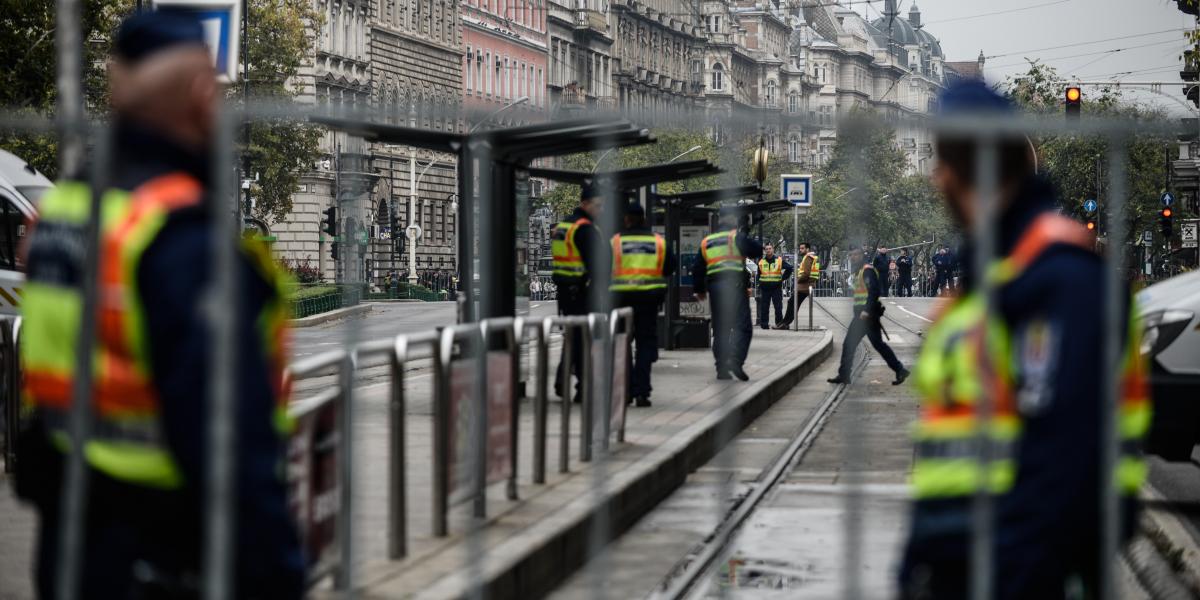 2019. november 7. Erdogan török elnök érkezés miatti útlezárás Budapesten az Oktogonon.