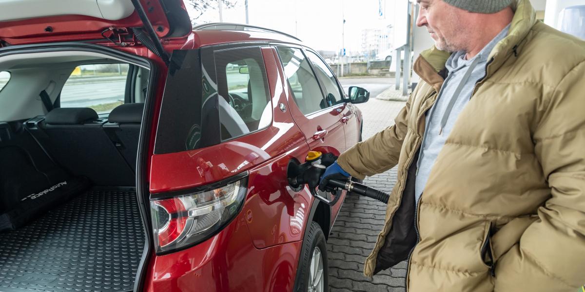 A Mol lépései nyomán az üzemanyagcégek jelentős árrésről mondtak le