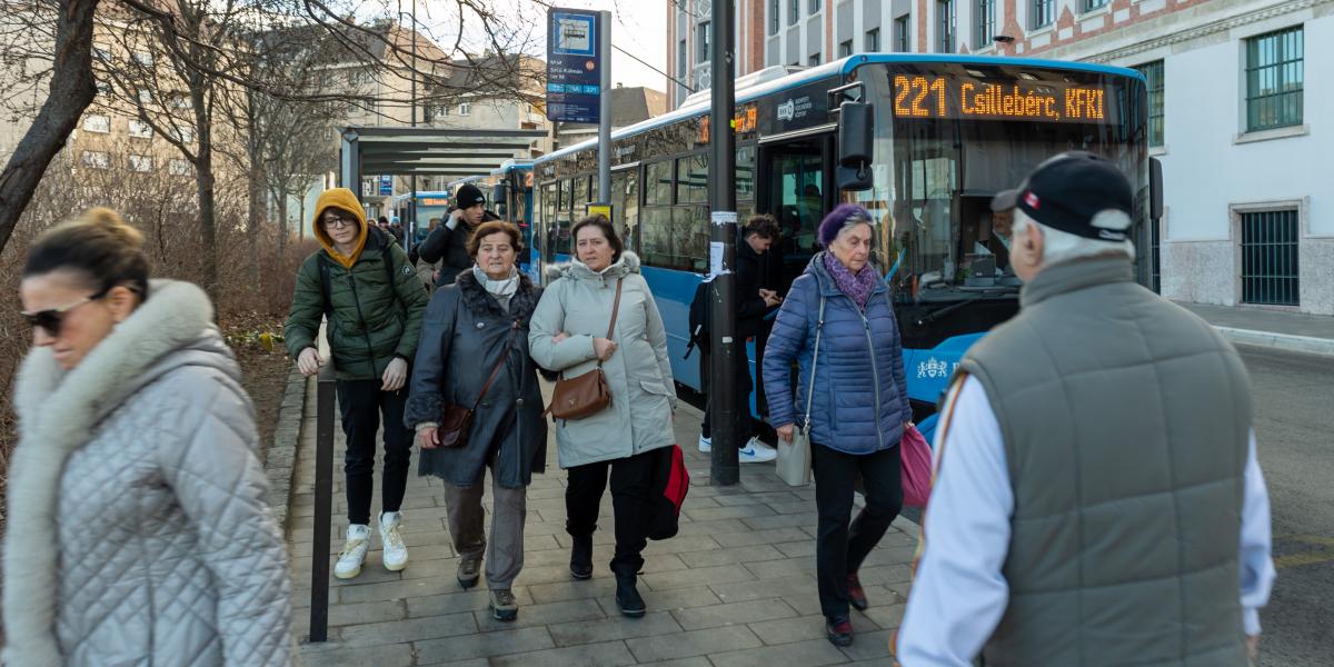 Viszi a pénzt a működés, a BKV tervezett forráshiánya 32,5 milliárd forint lesz decemberben