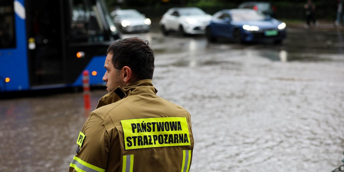 Képünk illusztráció, tűzoltó 2024. július 24-én Krakkóban