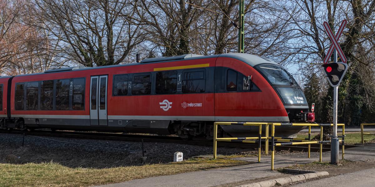 A közlekedési szakma szerint megoldás lehetne a ráckevei HÉV-vonalon néhány éve már próbajáratra bocsátott Siemens Desiro típusú dízel mo­torvonatok bevetése