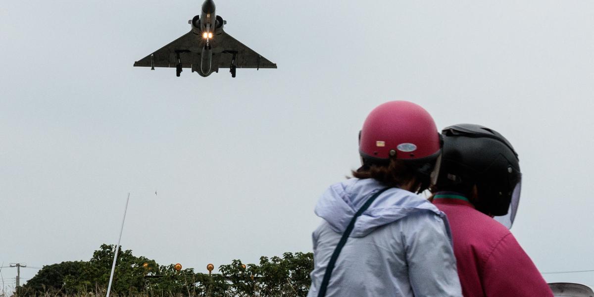 A tajvani légierő gyakorlatozó Mirage 2000 vadászgépe 