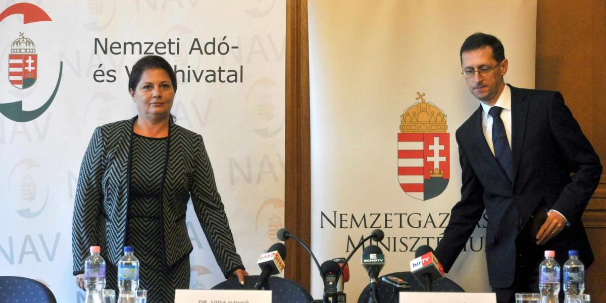 Vida Ildikó mellett korábban többször is kiállt Varga Mihály, most azonban már bizalomvesztést emleget a miniszter FOTÓ: MTI/SOÓ