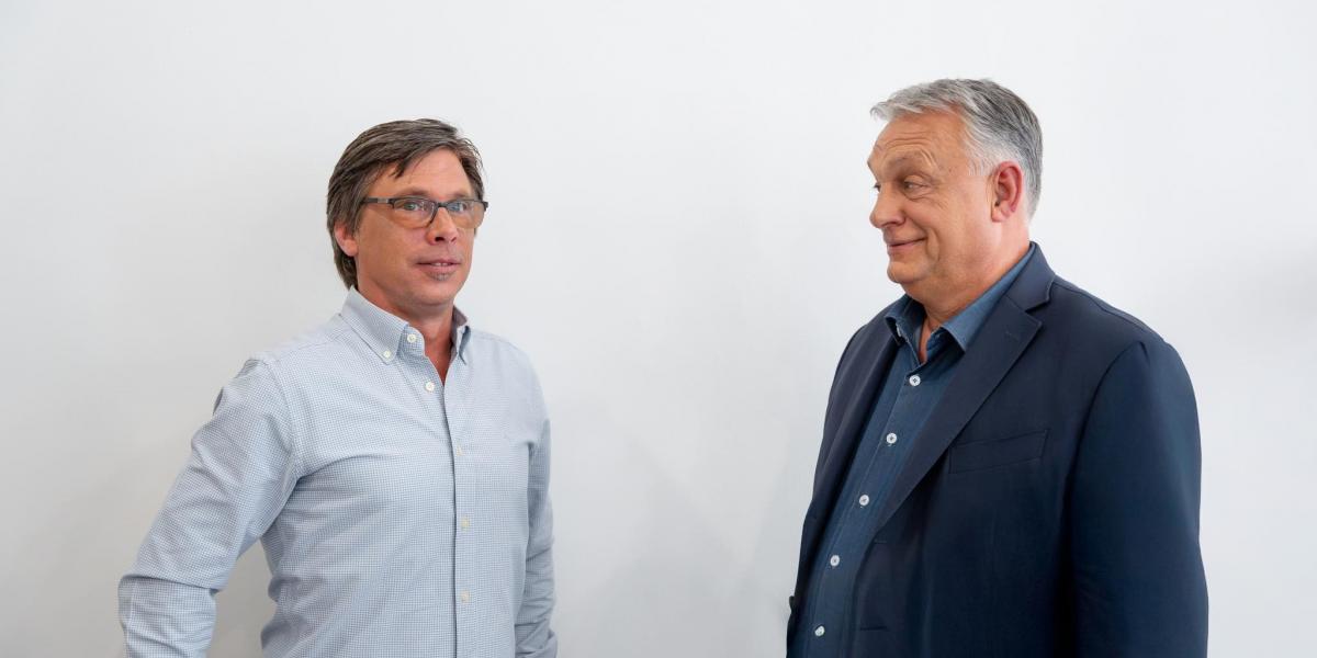 A beszélgetést Hont vs. Orbán felkiáltással reklámozták, de a vs. finoman szólva túlzás volt