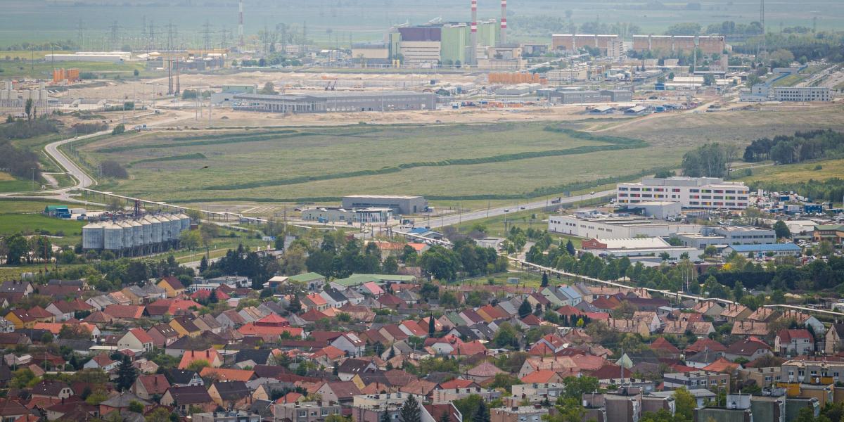 A magyar állam rendületlenül elkötelezett Paks 2 mellett