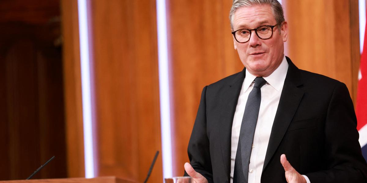  Keir Starmer brit miniszterelnök saját híveit is meglepte a reformmal