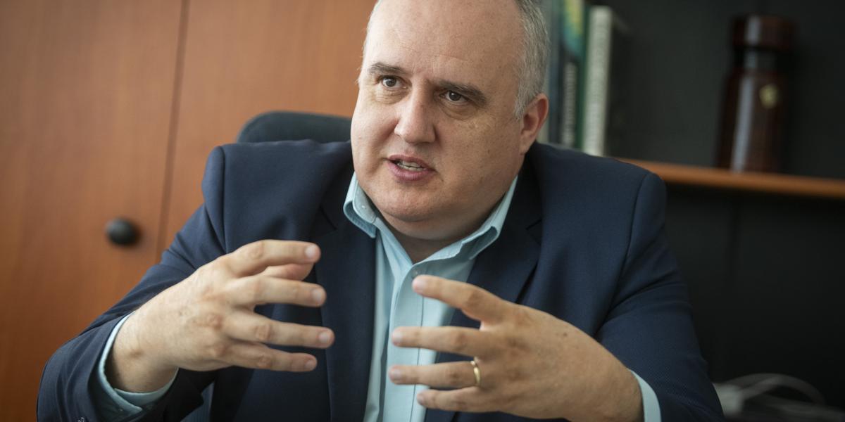 A KASZ ismét előterjeszti azt a javaslatát, hogy a bérfejlesztésre fordított összegek egy hányadával a vállalatok csökkenthessék a kereskedelmi különadójukat