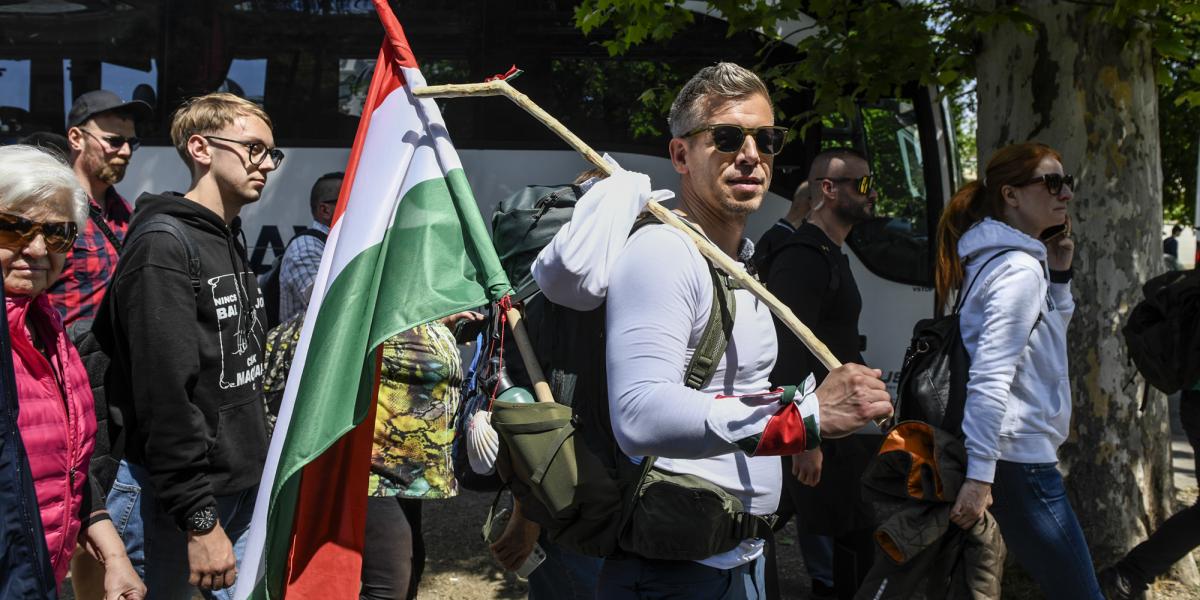 A bazilikától indult Nagyváradra a Tisza Párt vezetője