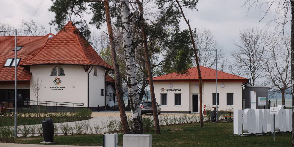 Fonyódligeti ottalvós Erzsébet-tábor. Ez a típus marad