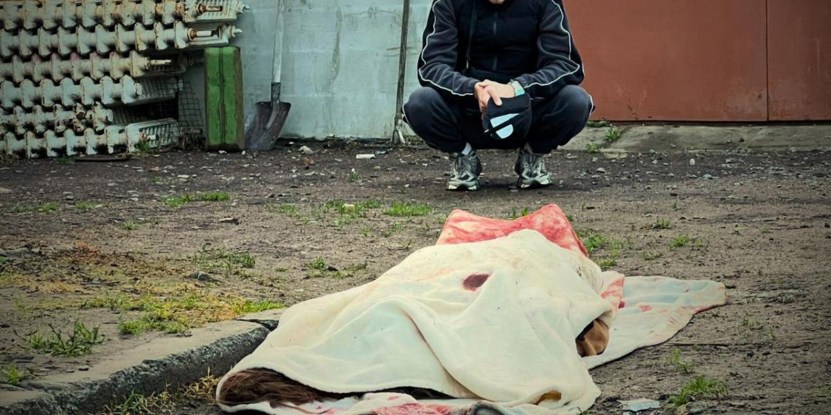 Az orosz dróntámadás eddig ismert halálos áldozata az ukrán katasztrófa-elhárítás felvételén