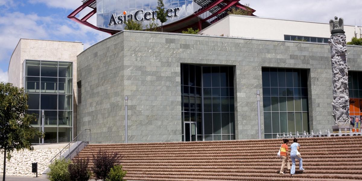 A World Mall (volt Asia Center)eladói mit sem tudnak az árrésről