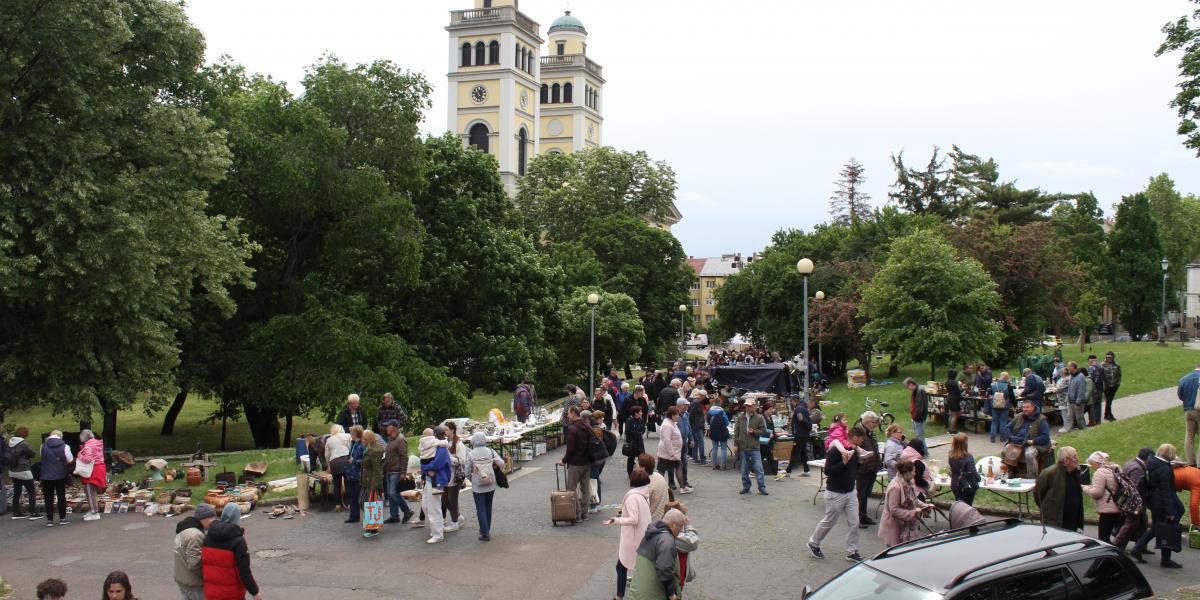 A helyi közgyűlés a jövő héten dönt a régiségvásár elköltöztetéséről
