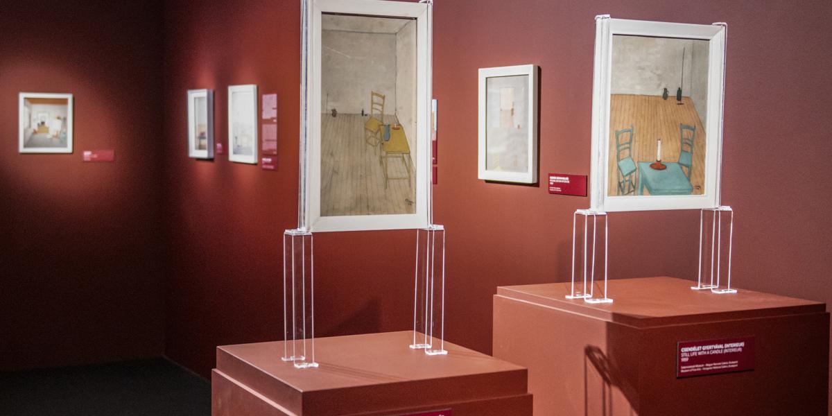 Interieur sárga bútorokkal (1959); Csendélet gyertyával (Interieur, 1959)